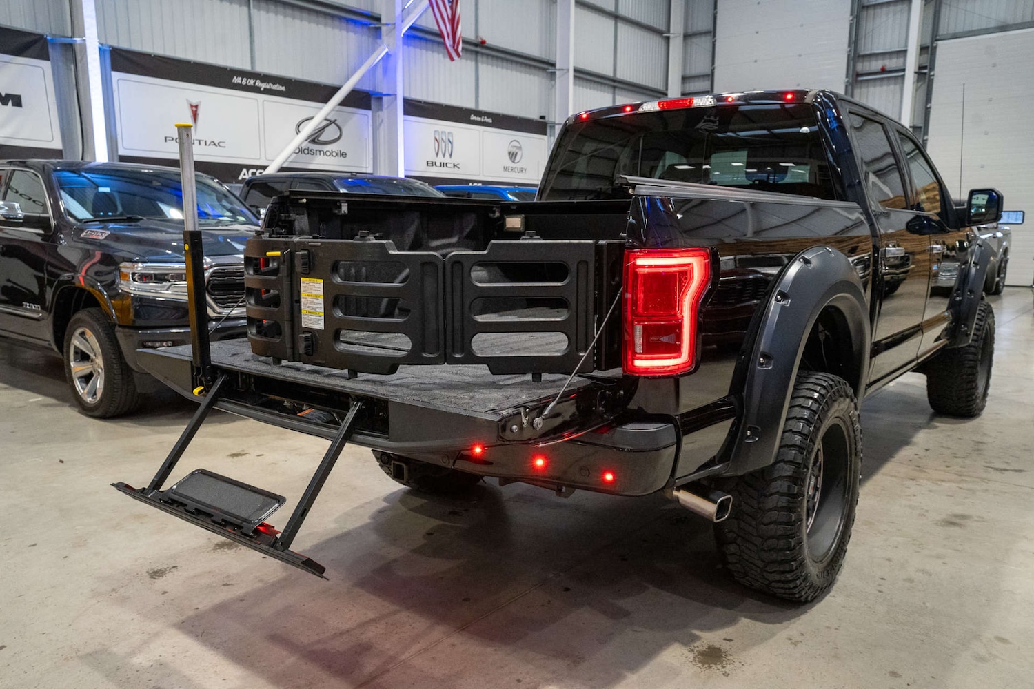 Used Ford F150 2017 for sale - 76531571: Photo 10