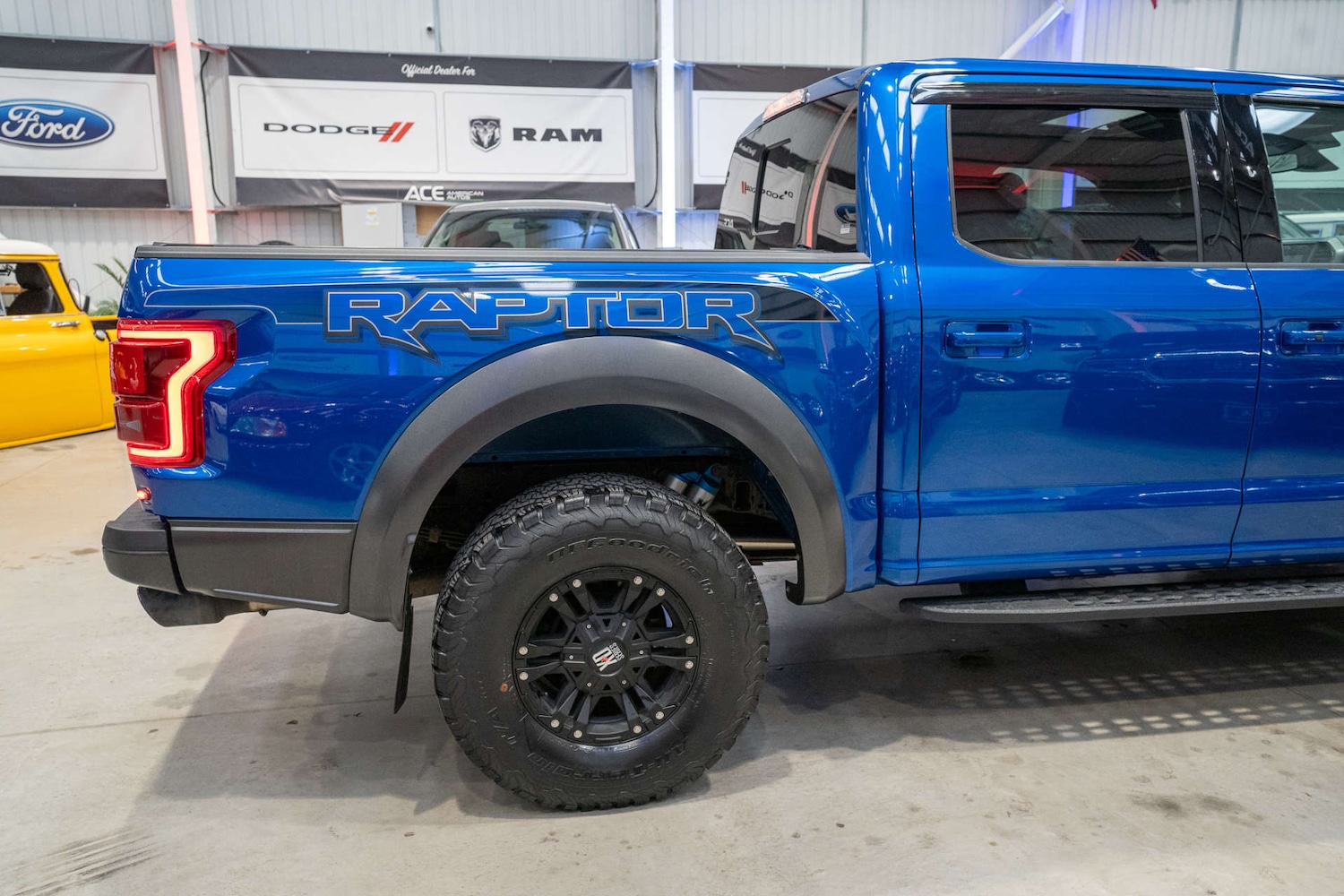 Used Ford F150 2017 for sale - 76289019: Photo 11