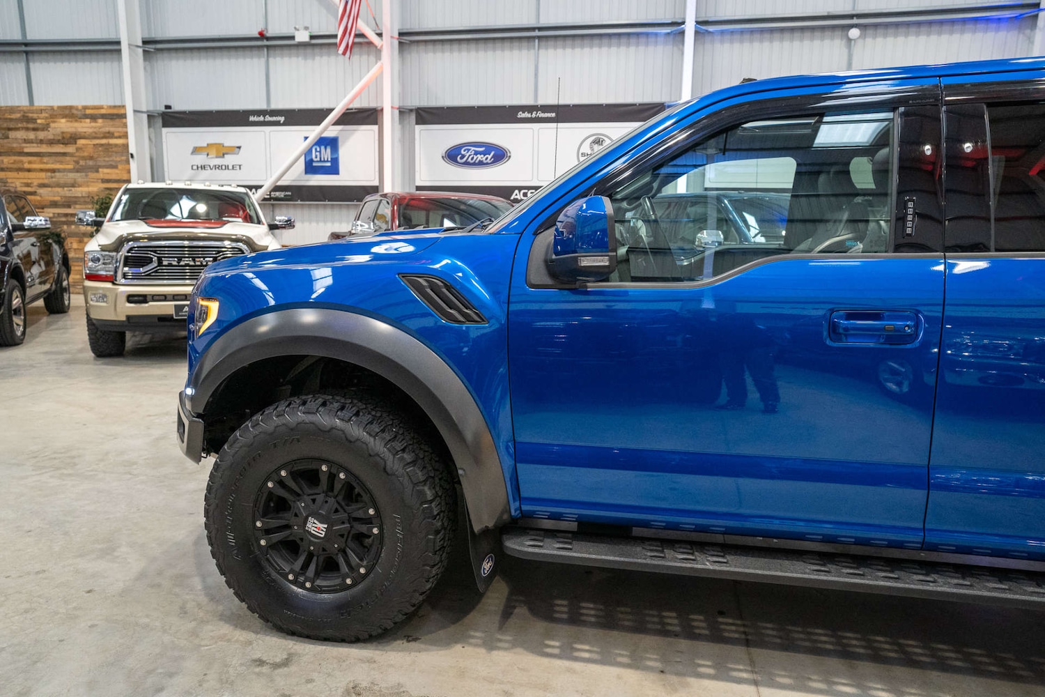 Used Ford F150 2017 for sale - 76289019: Photo 3