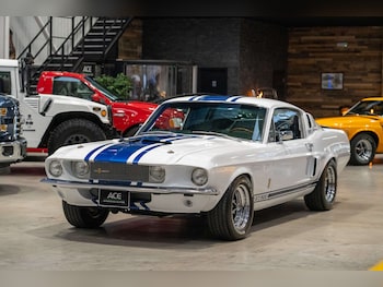Ford - Mustang