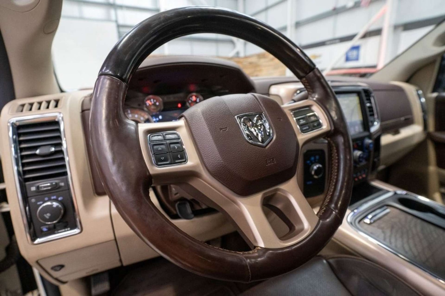 Used Dodge RAM 2017 for sale - 75551579: Photo 24