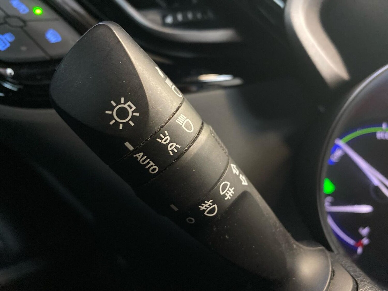 Used Toyota C-HR 2020 for sale - 76331052: Photo 28