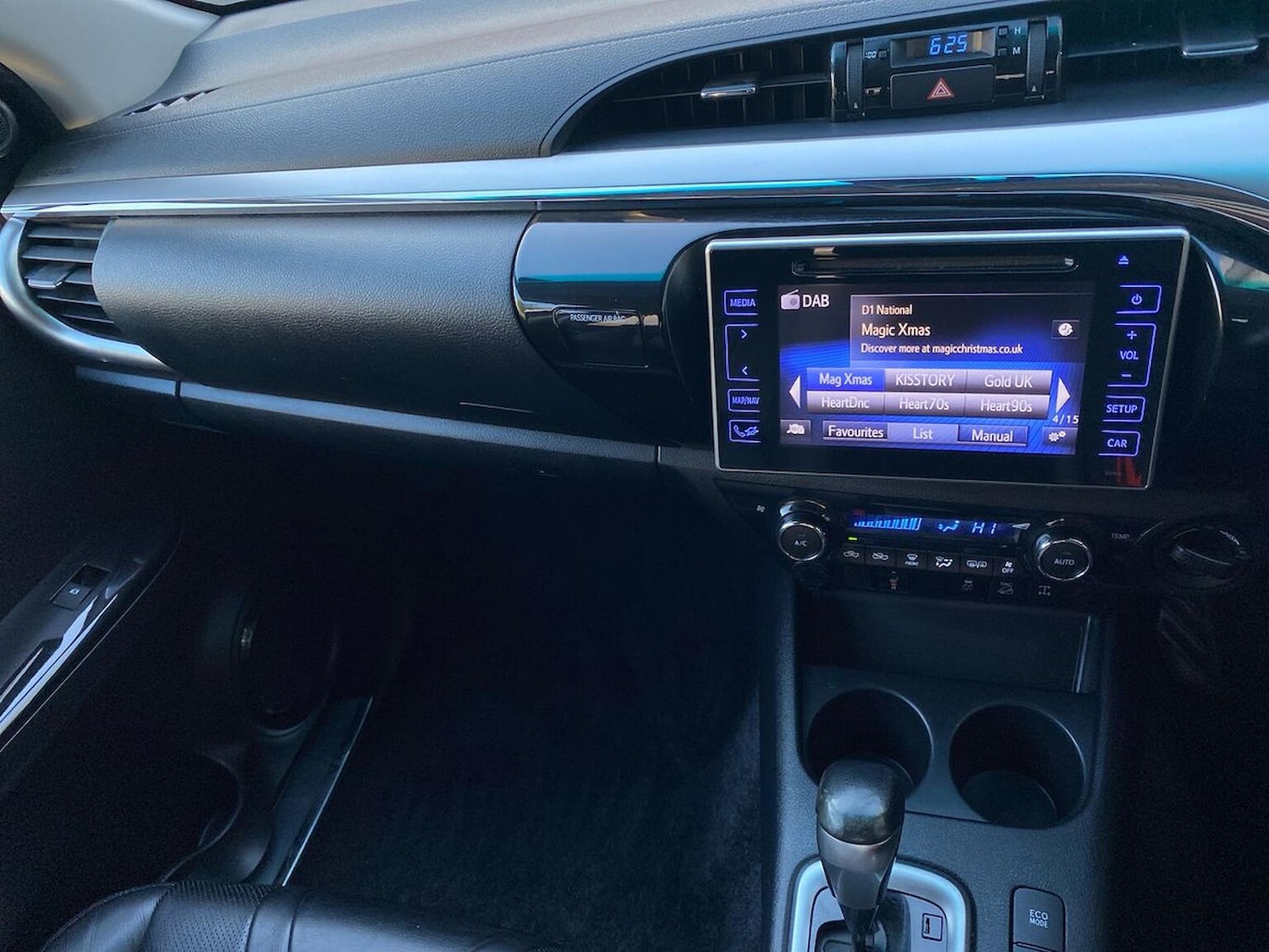 Used Toyota Hilux 2017 for sale - 76974533: Photo 13