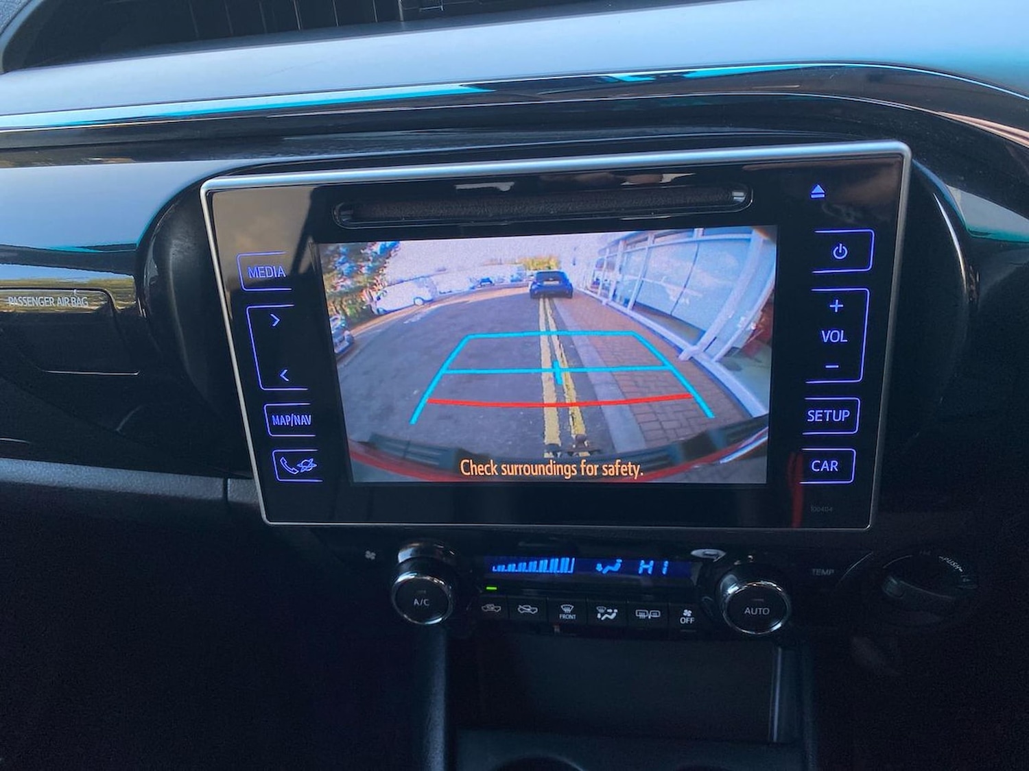 Used Toyota Hilux 2017 for sale - 76974533: Photo 23