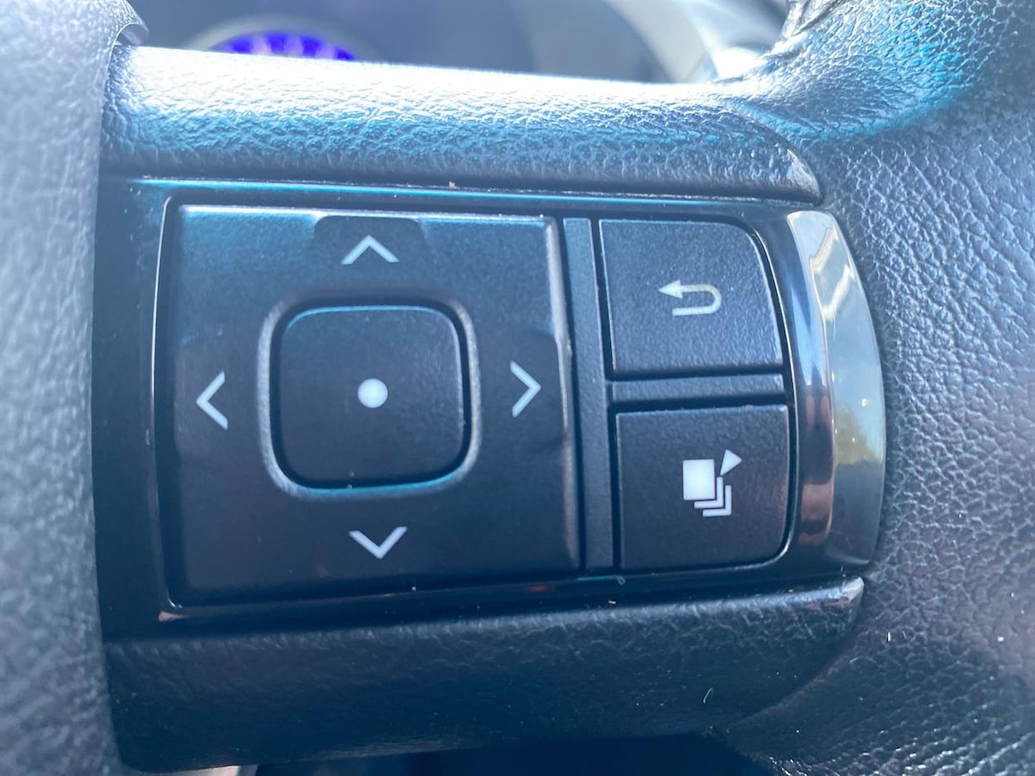 Used Toyota Hilux 2017 for sale - 76974533: Photo 25