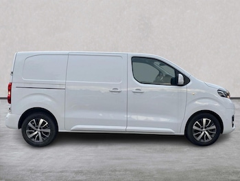 Used Toyota ProAce 2023 for sale - 76211987: Photo