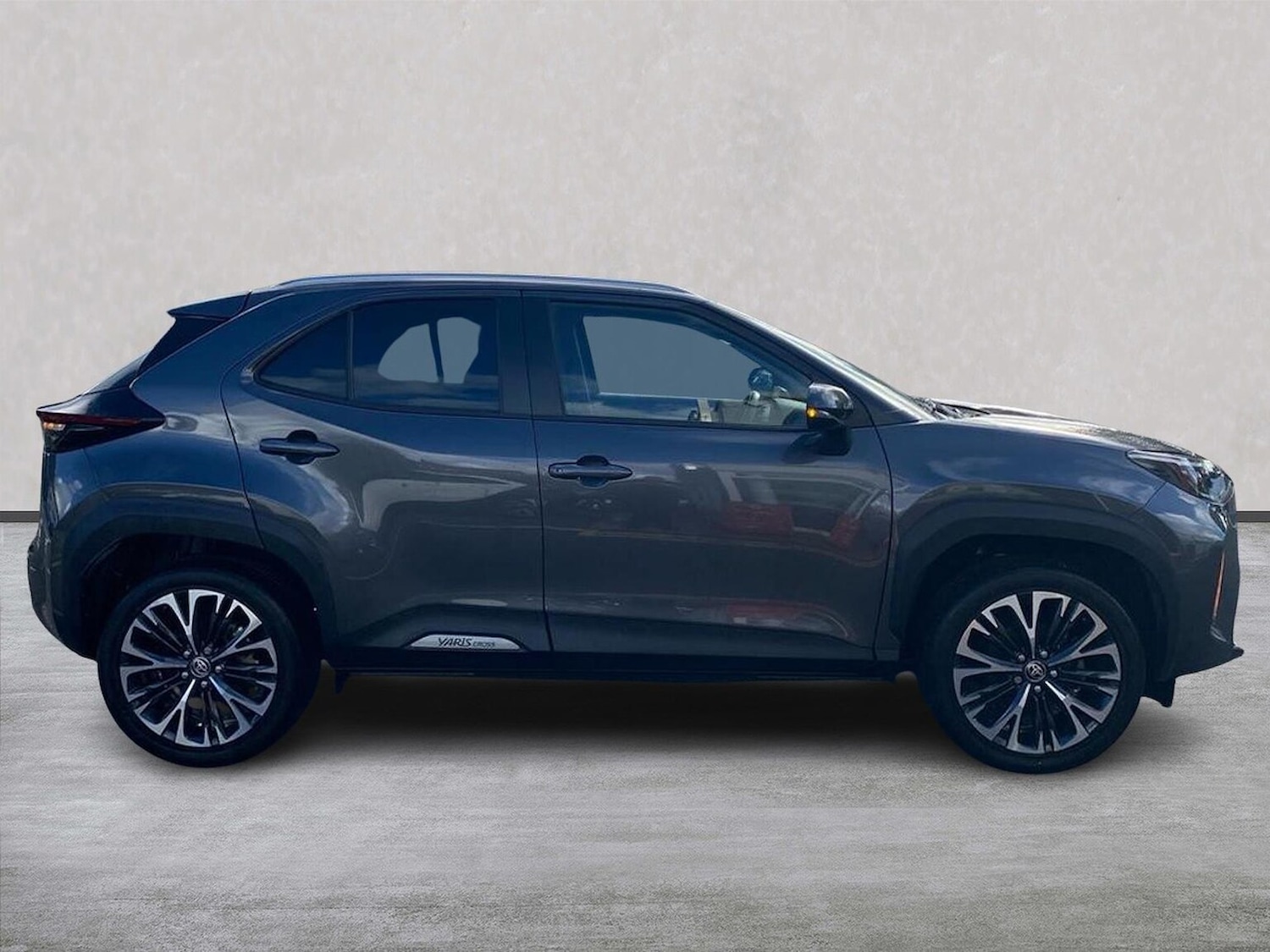 Used Toyota Yaris Cross 2022 for sale - 76346985: Photo 3