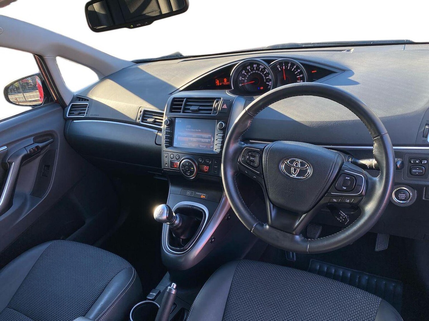 Used Toyota Verso 2018 for sale - 76924594: Photo 8