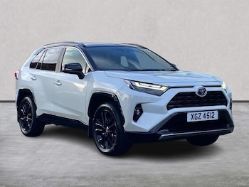 2022 - 2.5 VVT-i Hybrid Dynamic 5dr CVT 2WD