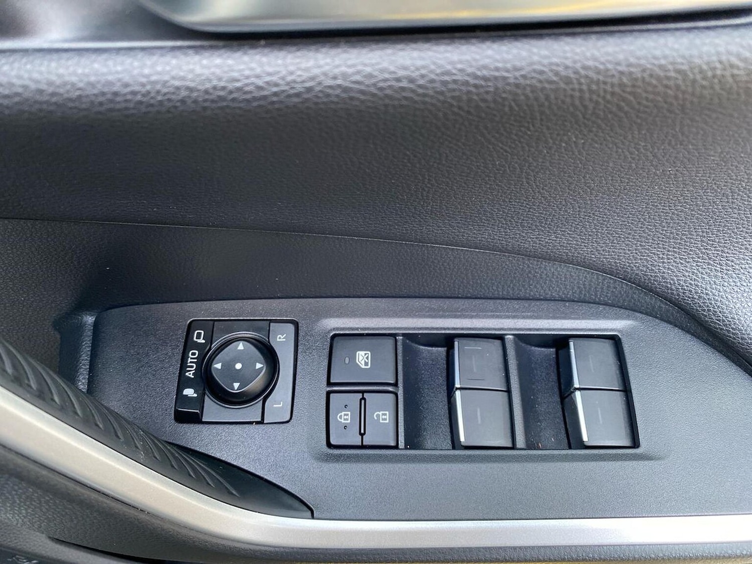 Used Toyota RAV4 2022 for sale - 77789530: Photo 21