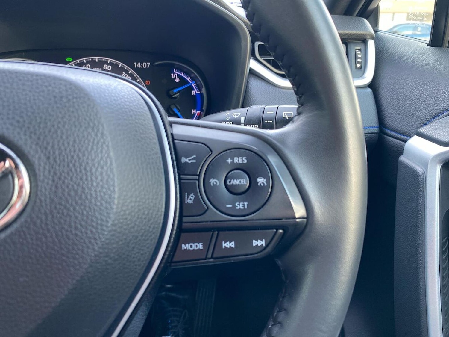 Used Toyota RAV4 2022 for sale - 77789530: Photo 24