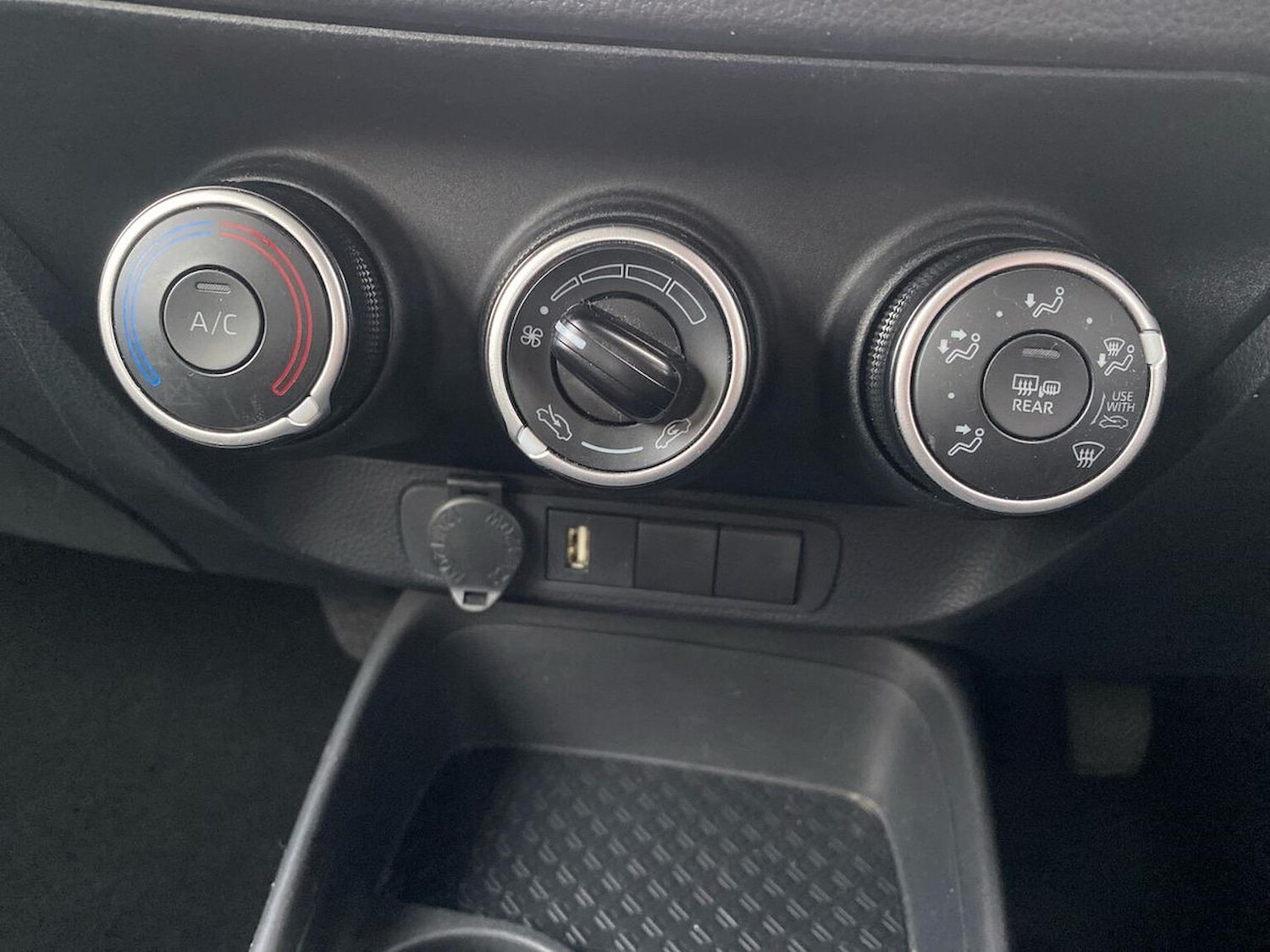 Used Toyota Aygo X 2023 for sale - 76403442: Photo 12