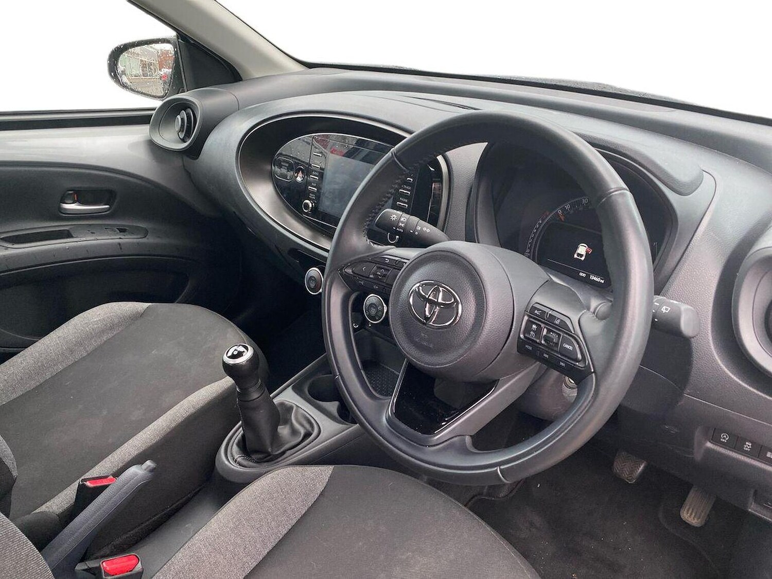 Used Toyota Aygo X 2023 for sale - 76403442: Photo 15