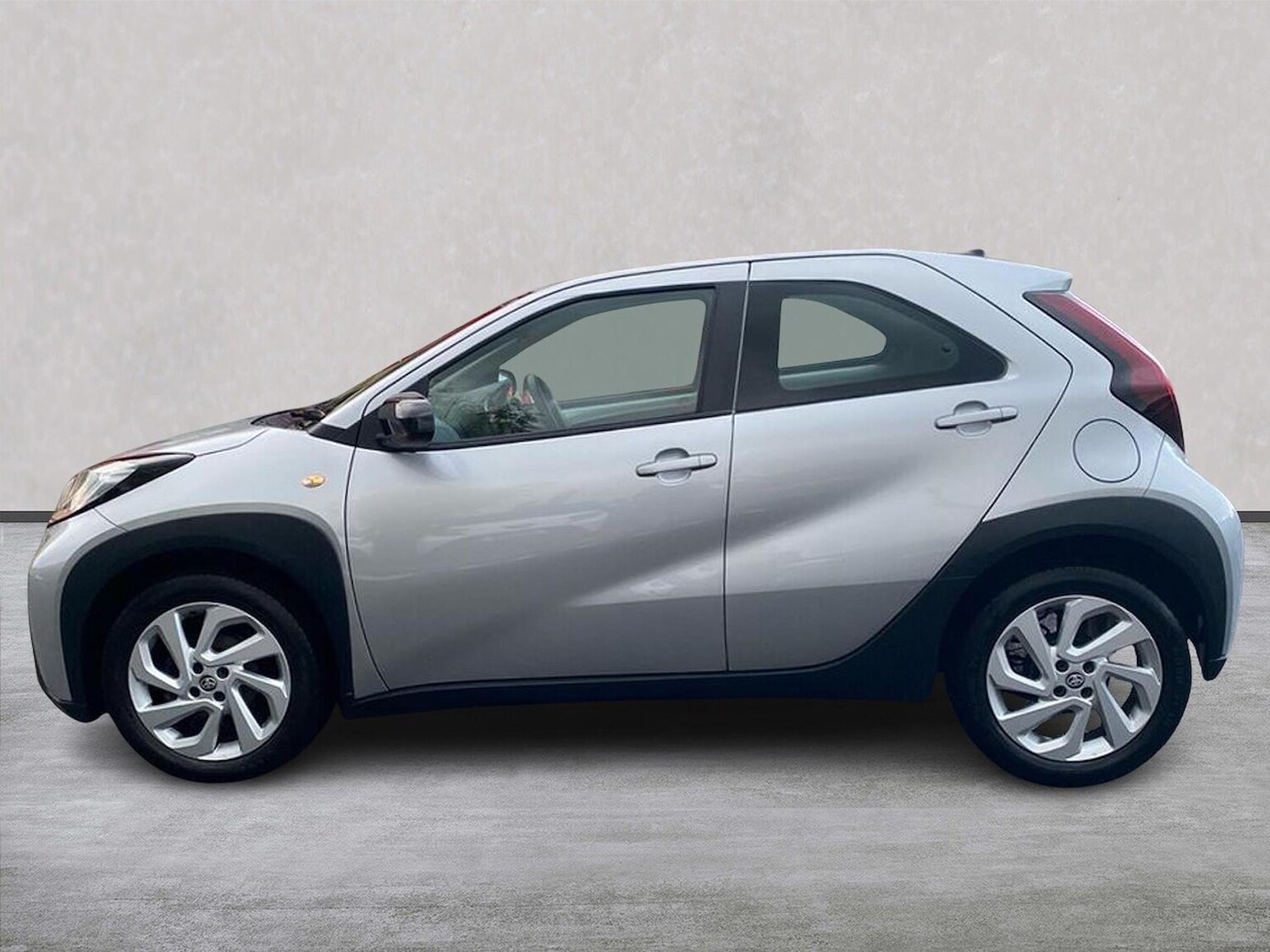 Used Toyota Aygo X 2023 for sale - 76403442: Photo 19