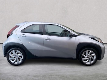 Used Toyota Aygo X 2023 for sale - 76403442: Photo