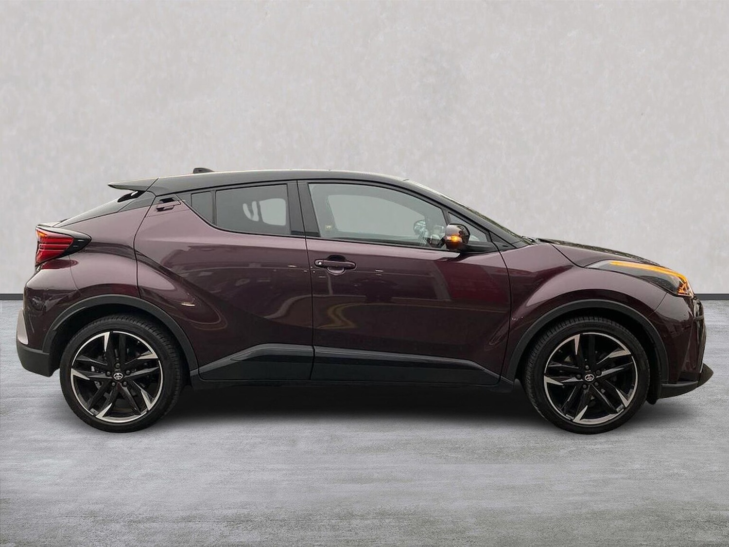 Used Toyota C-HR 2022 for sale - 76877973: Photo 3