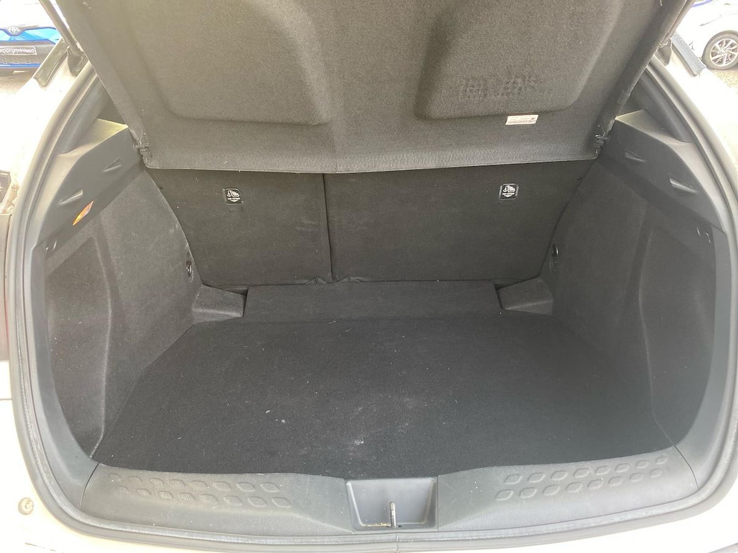 Used Toyota C-HR 2018 for sale - 76897073: Photo 17