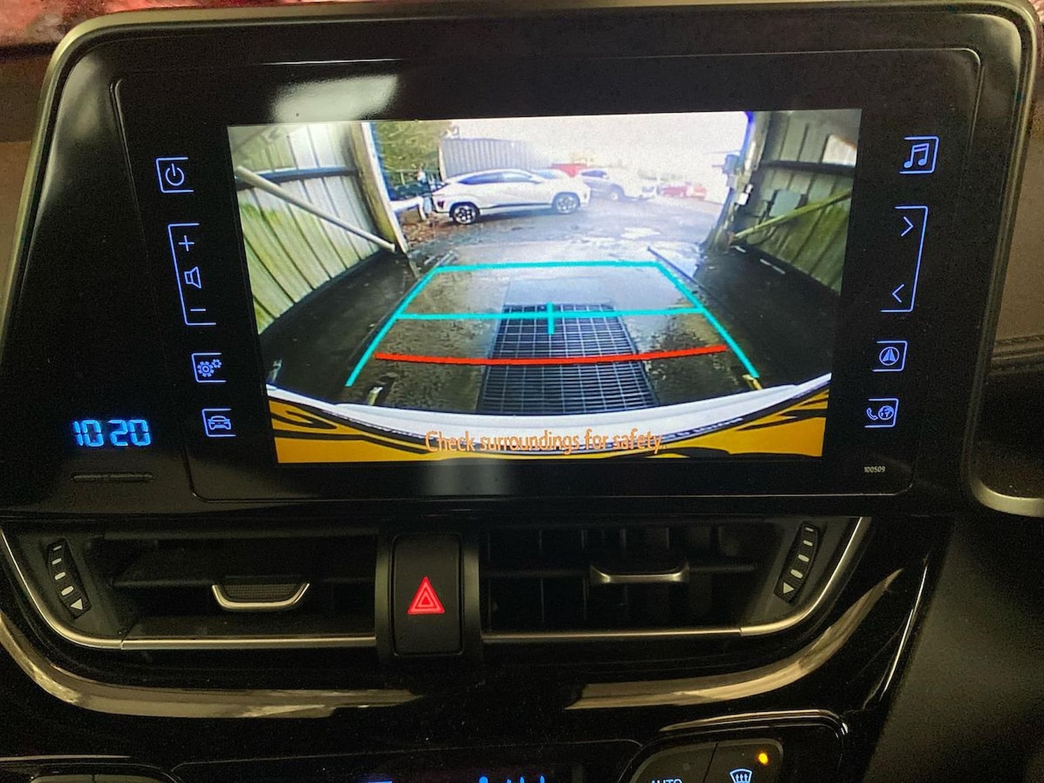 Used Toyota C-HR 2018 for sale - 76897073: Photo 23