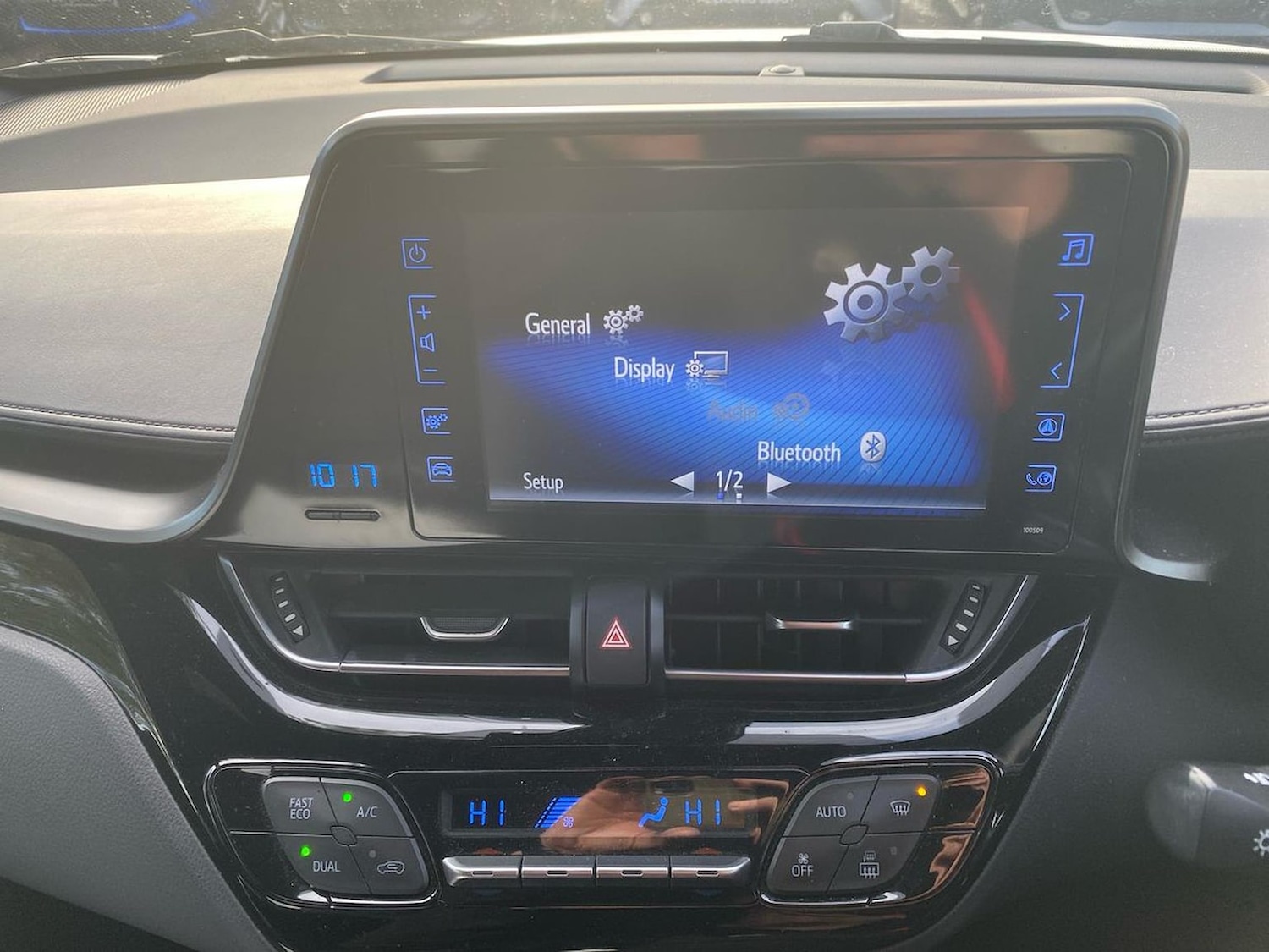 Used Toyota C-HR 2018 for sale - 76897073: Photo 24