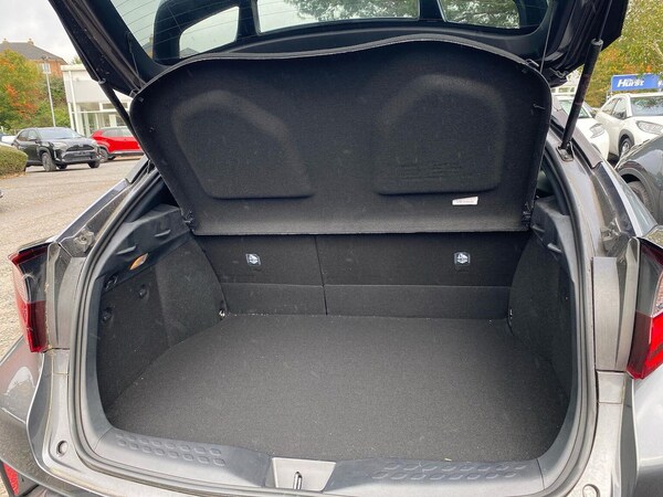 Used Toyota C-HR 2022 for sale - 76194525: Photo 17