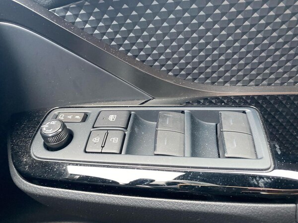 Used Toyota C-HR 2022 for sale - 76194525: Photo 21