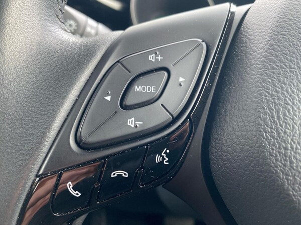 Used Toyota C-HR 2022 for sale - 76194525: Photo 25