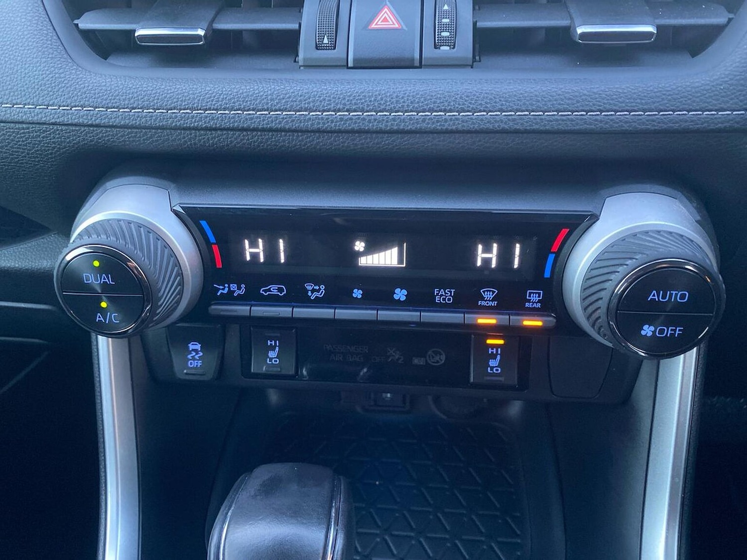 Used Toyota RAV4 2022 for sale - 76751931: Photo 12