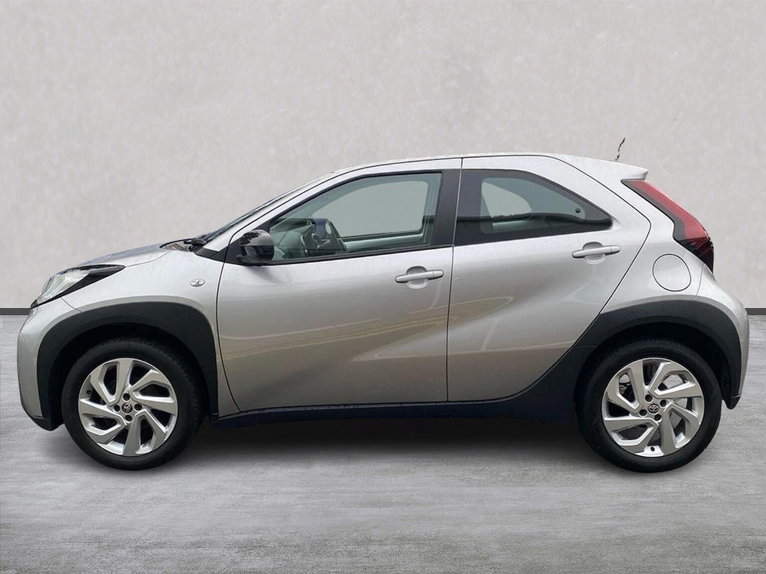 Used Toyota Aygo X 2022 for sale - 76541852: Photo 19