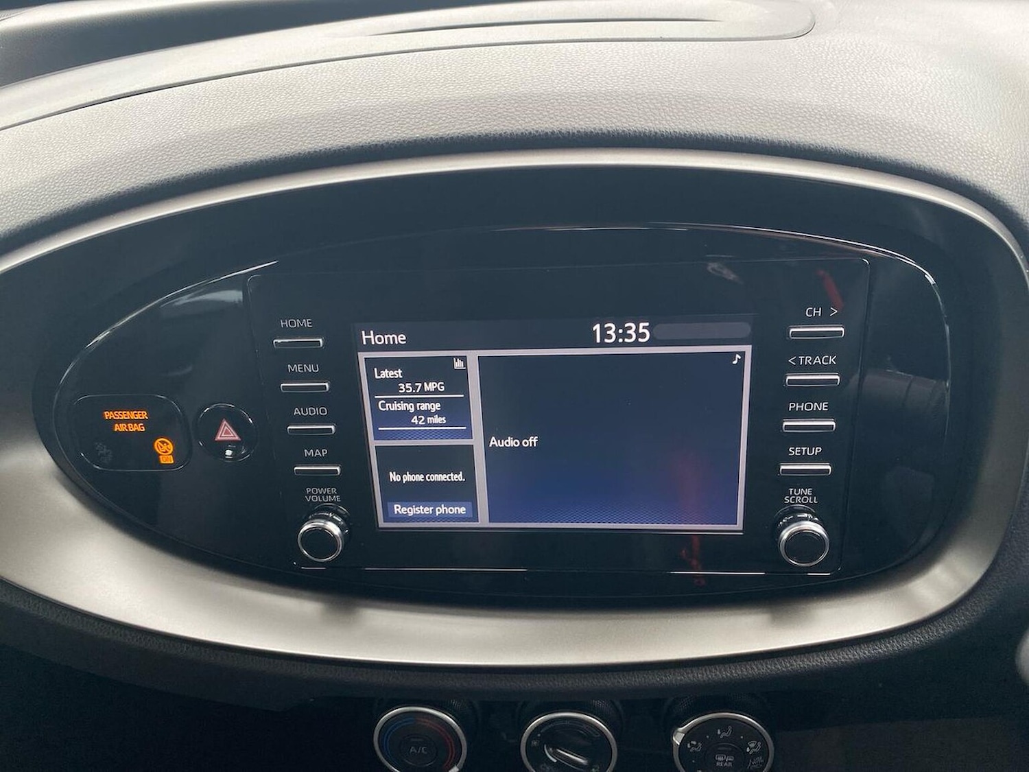 Used Toyota Aygo X 2022 for sale - 76541852: Photo 23