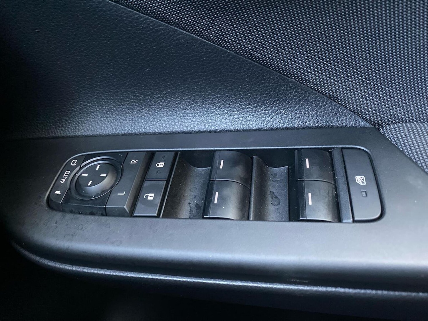 Used Toyota C-HR 2024 for sale - 77759343: Photo 21