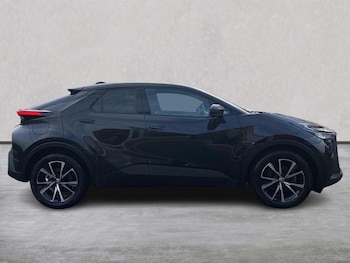 Used Toyota C-HR 2024 for sale - 77759343: Photo