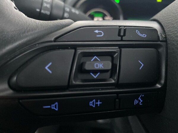 Used Toyota Yaris 2022 for sale - 76263327: Photo 26