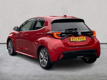 Used Toyota Yaris 2022 for sale - 76263327: Photo 2