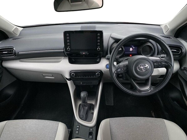 Used Toyota Yaris 2022 for sale - 76263327: Photo 8