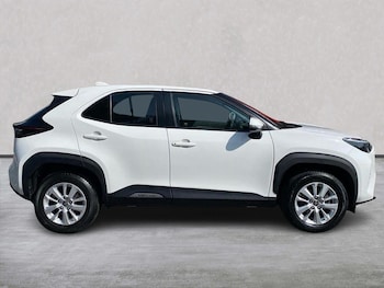 Used Toyota Yaris Cross 2022 for sale - 75490192: Photo