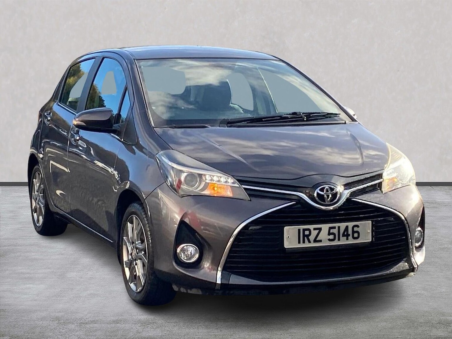 Used Toyota Yaris 2014 for sale - 76611614: Photo 1