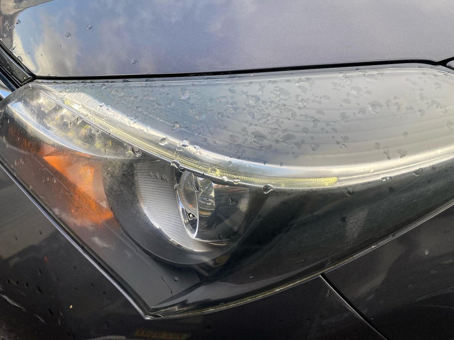 Used Toyota Yaris 2014 for sale - 76611614: Photo 30