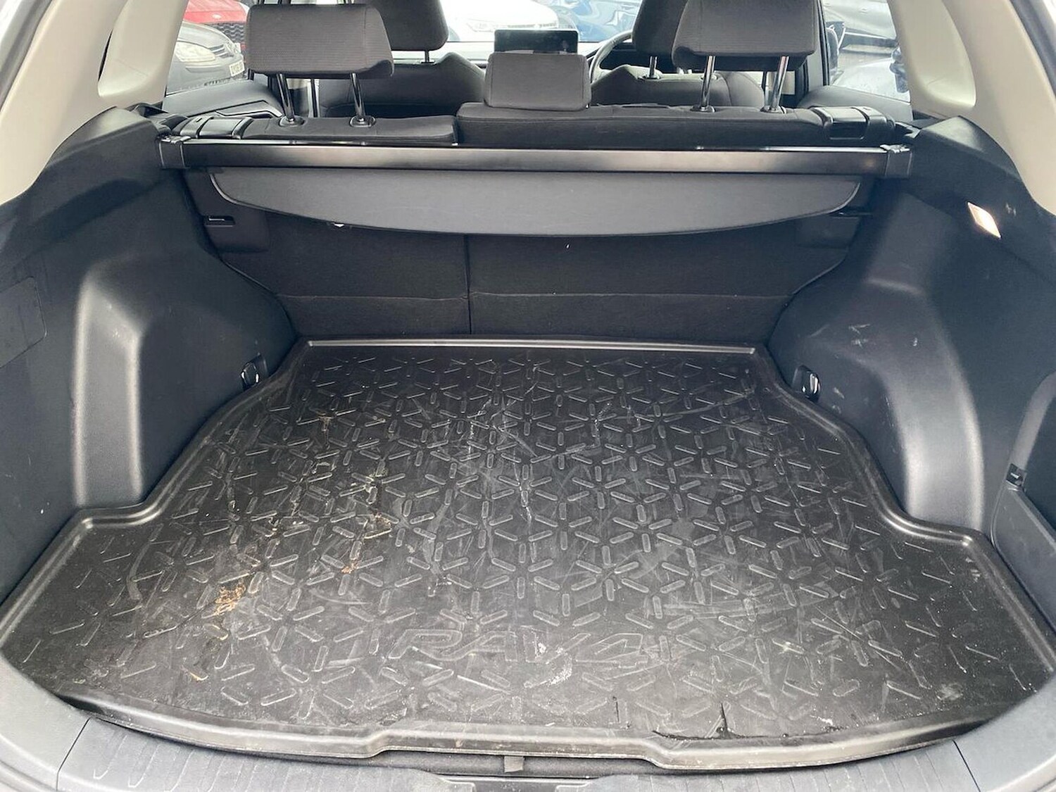 Used Toyota RAV4 2023 for sale - 76436519: Photo 17