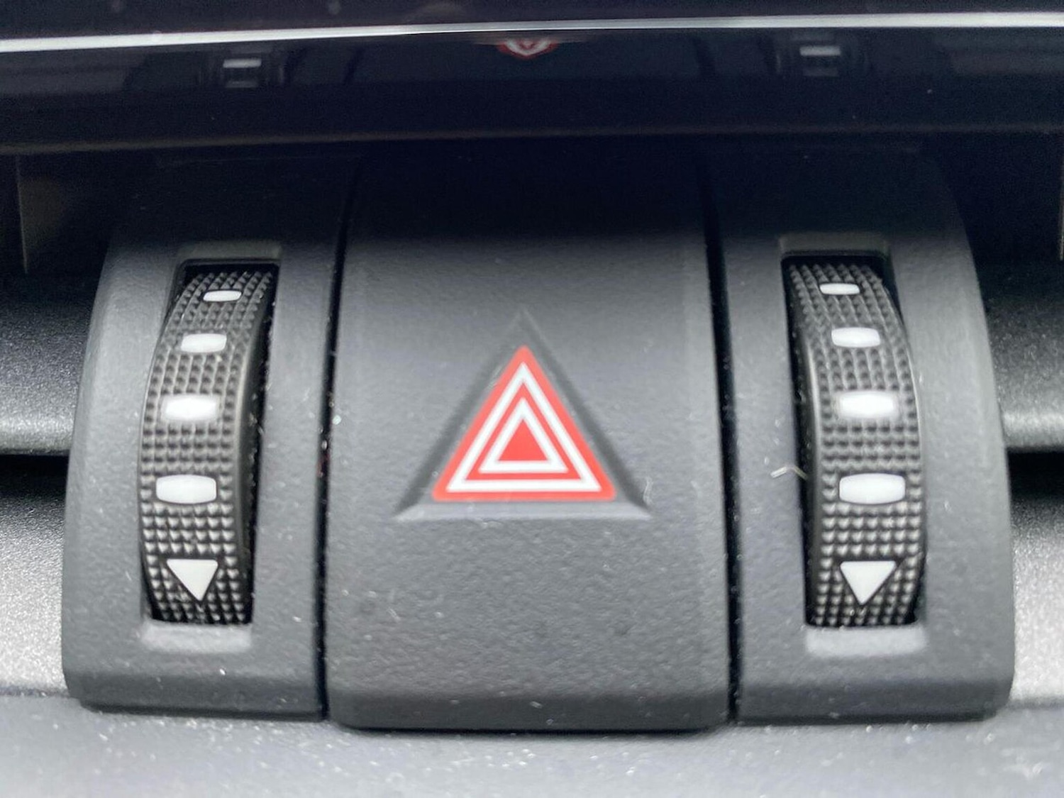 Used Toyota RAV4 2023 for sale - 76436519: Photo 22