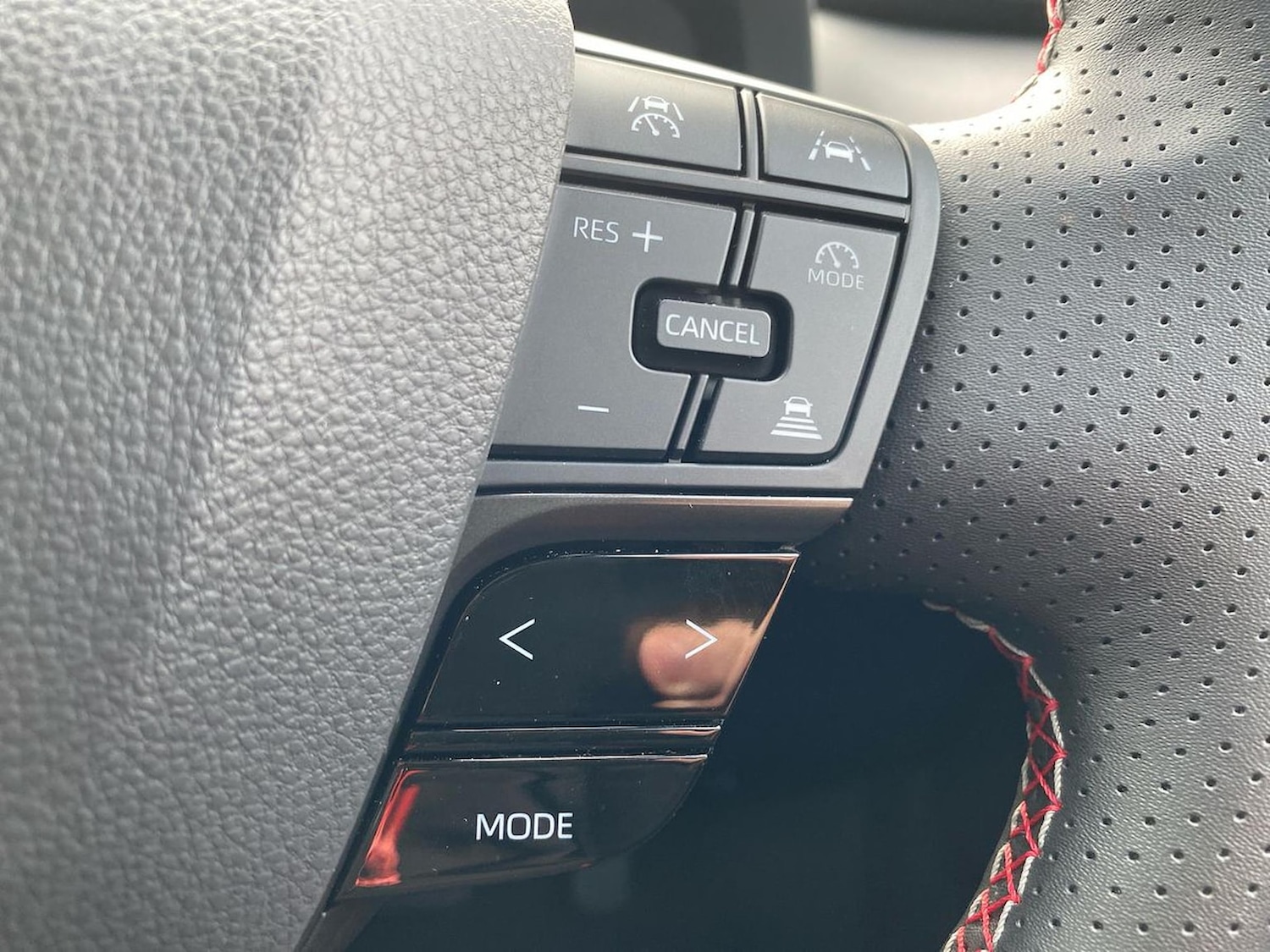 Used Toyota C-HR 2025 for sale - 77522159: Photo 24