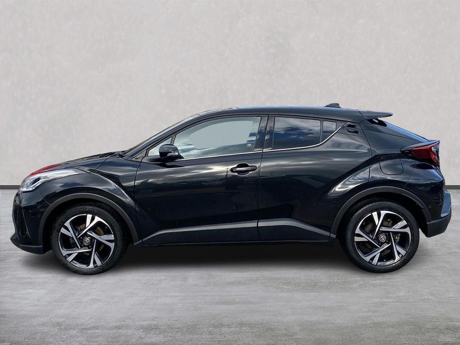 Used Toyota C-HR 2022 for sale - 76707536: Photo 19