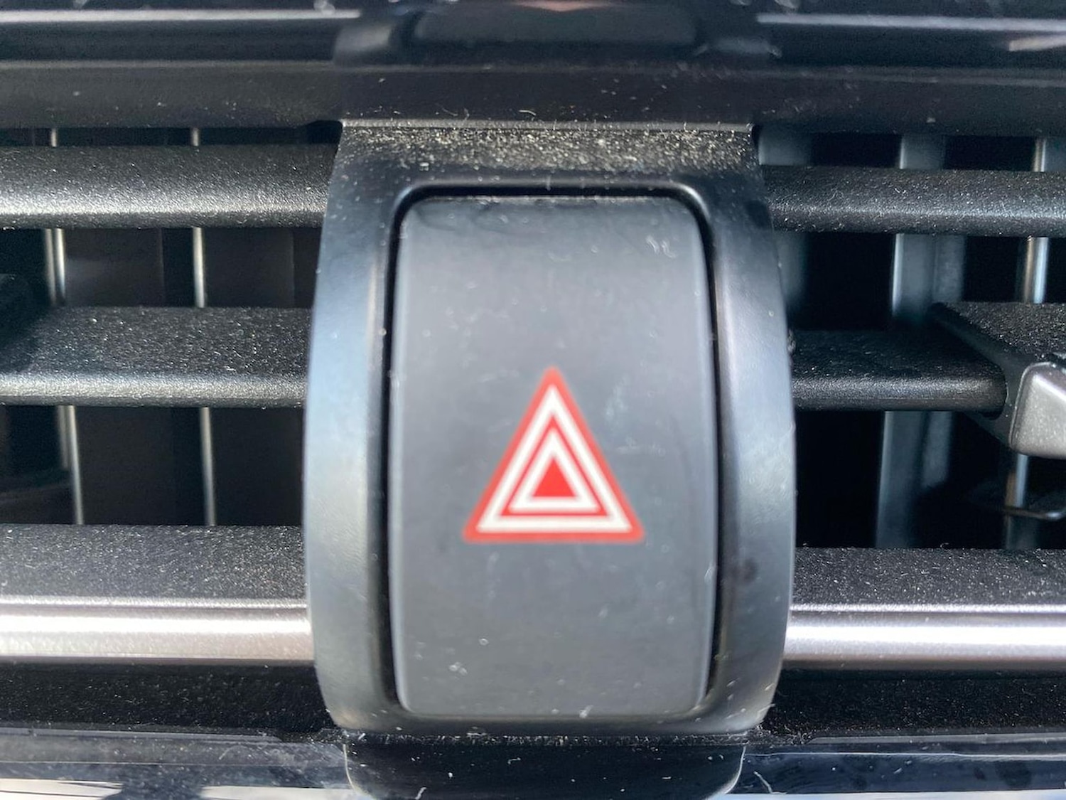 Used Toyota C-HR 2022 for sale - 76707536: Photo 22