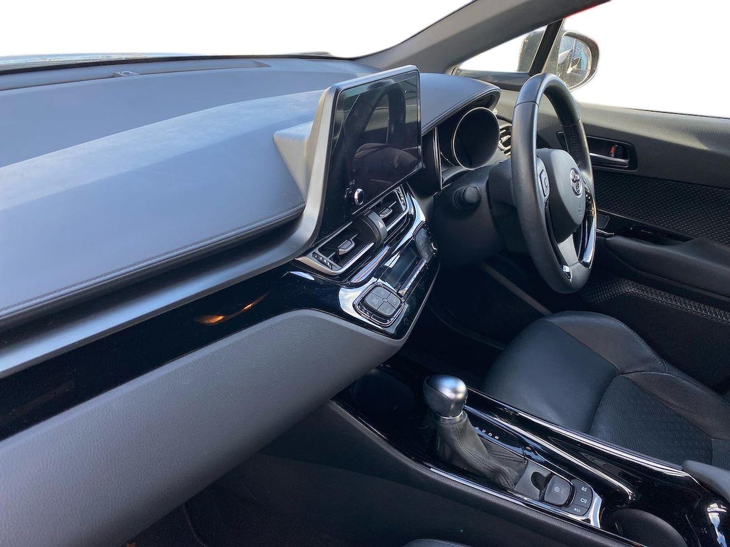 Used Toyota C-HR 2022 for sale - 76707536: Photo 7