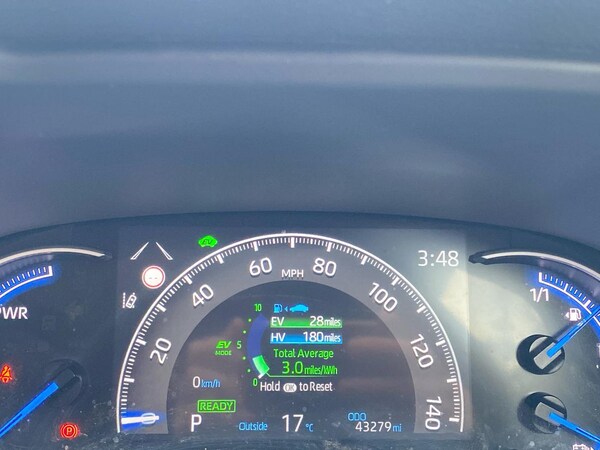Used Toyota RAV4 2022 for sale - 76231732: Photo 10