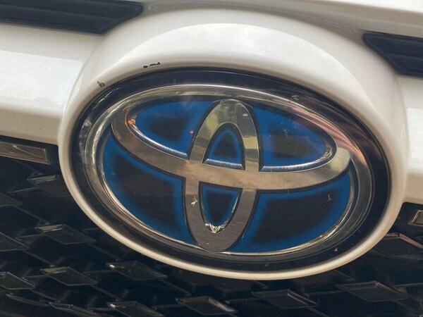 Used Toyota RAV4 2022 for sale - 76231732: Photo 29