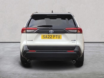 Used Toyota RAV4 2022 for sale - 76231732: Photo 4