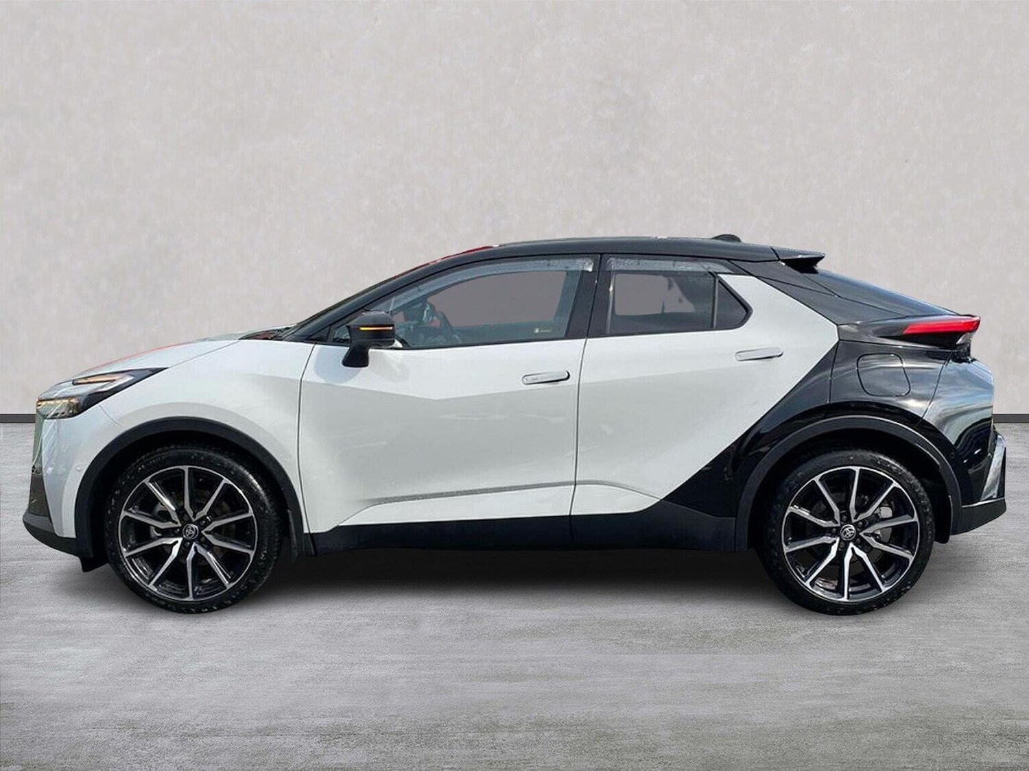 Used Toyota C-HR 2025 for sale - 77487678: Photo 19