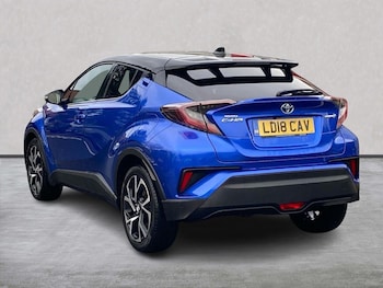 Used Toyota C-HR 2018 for sale - 76830744: Photo