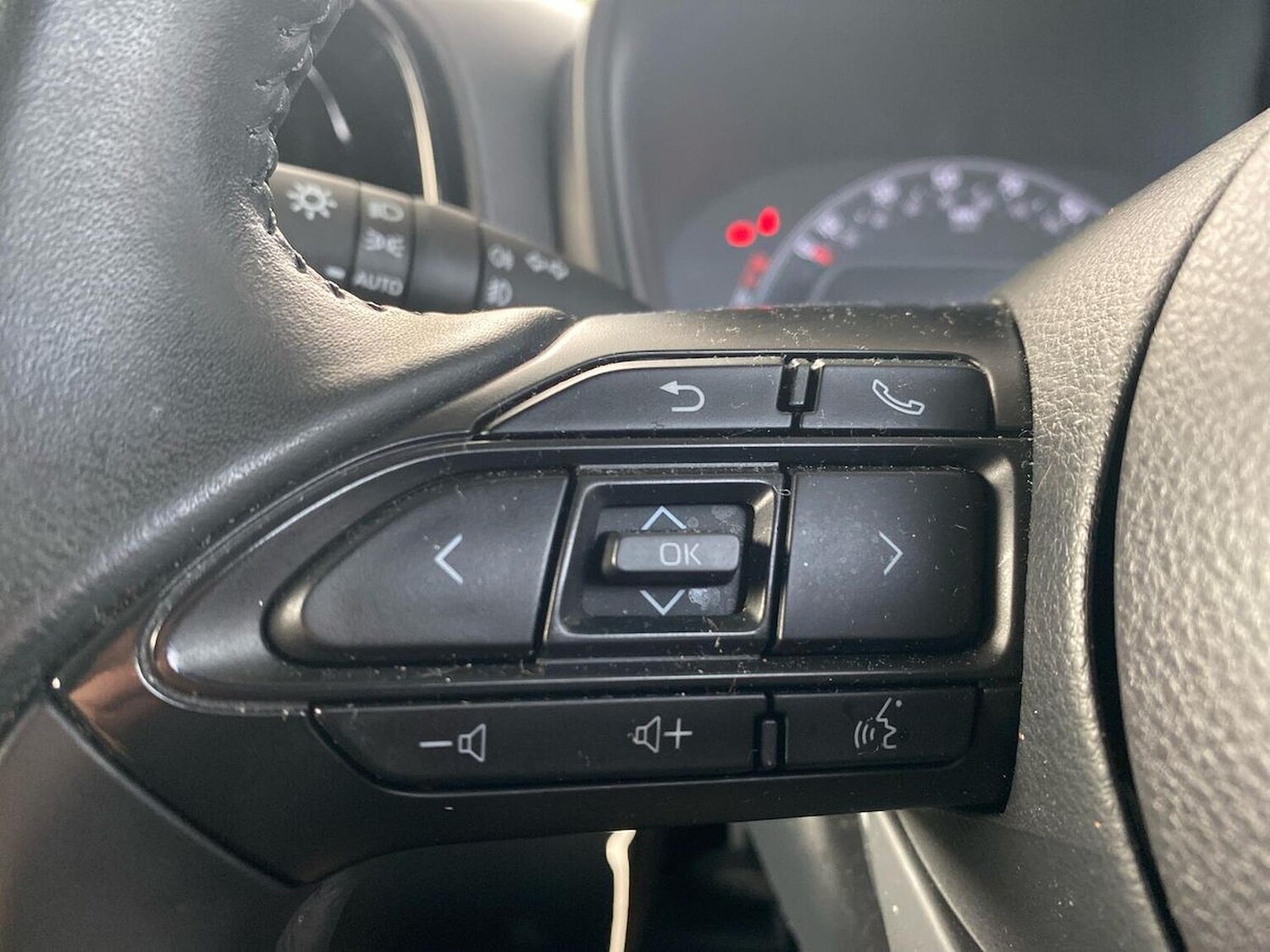 Used Toyota Aygo X 2023 for sale - 75987669: Photo 25