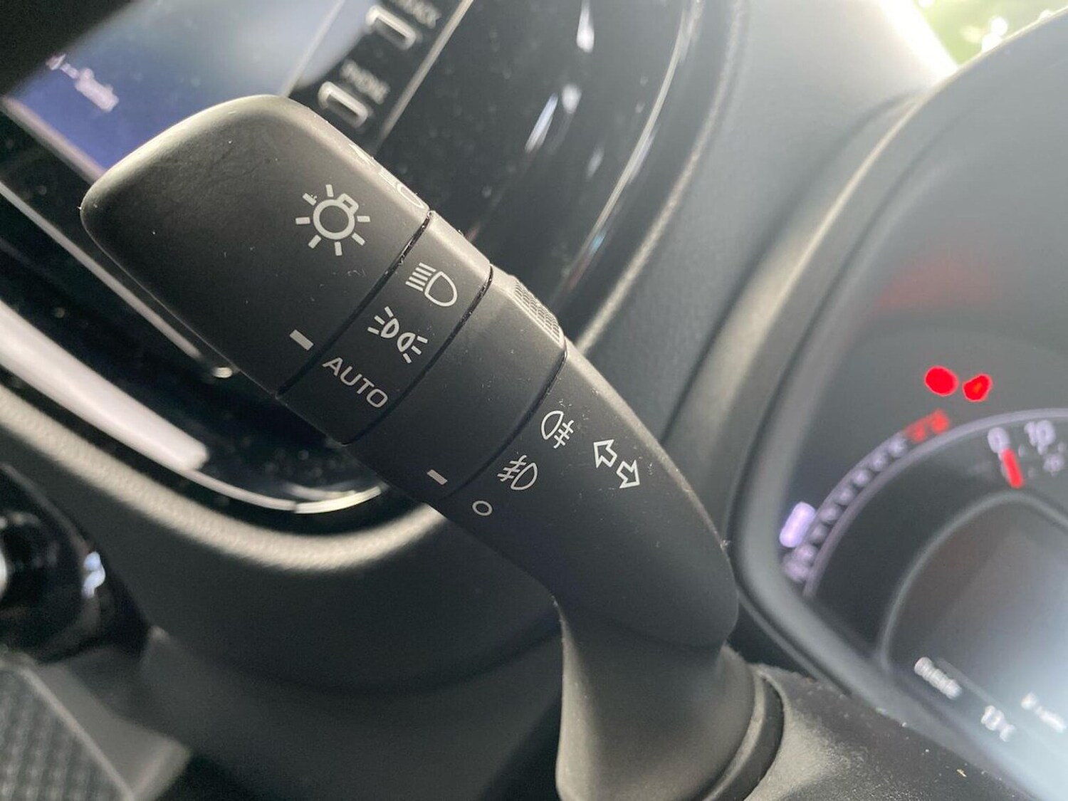 Used Toyota Aygo X 2023 for sale - 75987669: Photo 27